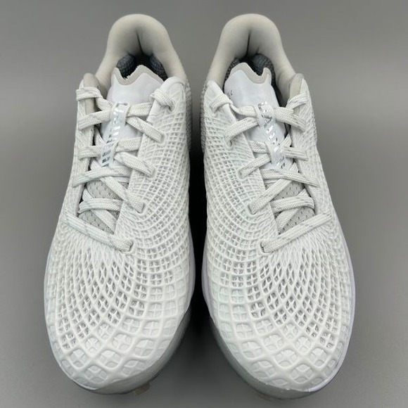 Under Armour Glyde 2.0 Metal Softball Cleats Women Size 6 White 3026601-100 NEW - Picture 3 of 6